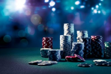 Mobile phone showing lautantoto account balance and live casino interface